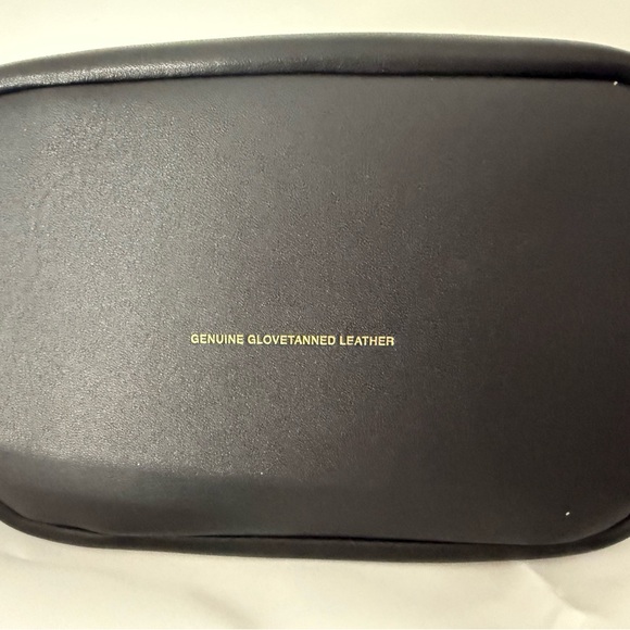 Coach Black Leather Kisslock Bag - Picture 6 of 7